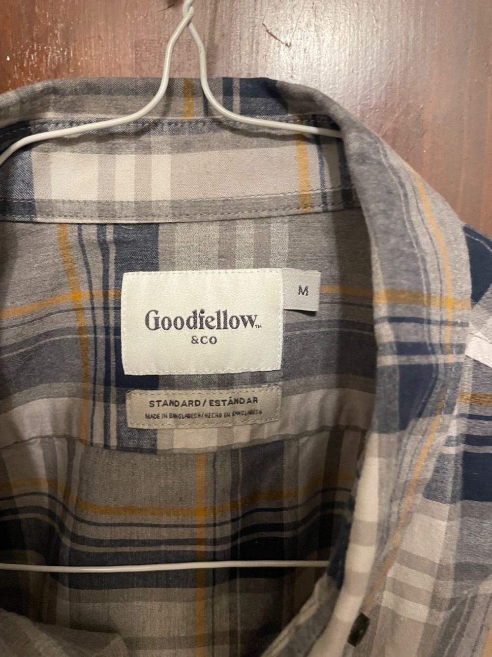Men’s medium button down - Picture 3 of 3
